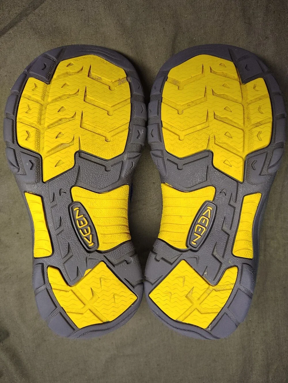 KEEN Newport H2 Big Kids Water Sandals Navy/Gray Size 1
